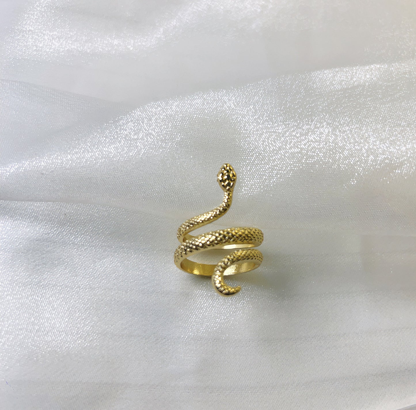 ANILLO SERPIENTE ORO