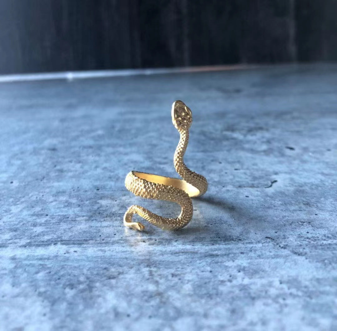 ANILLO SERPIENTE ORO